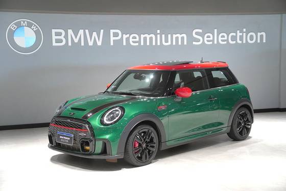 MINI COOPER 2.0 16V TWINPOWER GASOLINA JOHN COOPER WORKS 2P STEPTRONIC